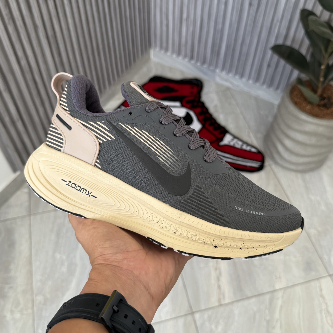 ZOOM X - 242